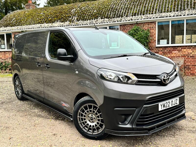 View TOYOTA PROACE 1.5 D Icon PVSsportline Edition