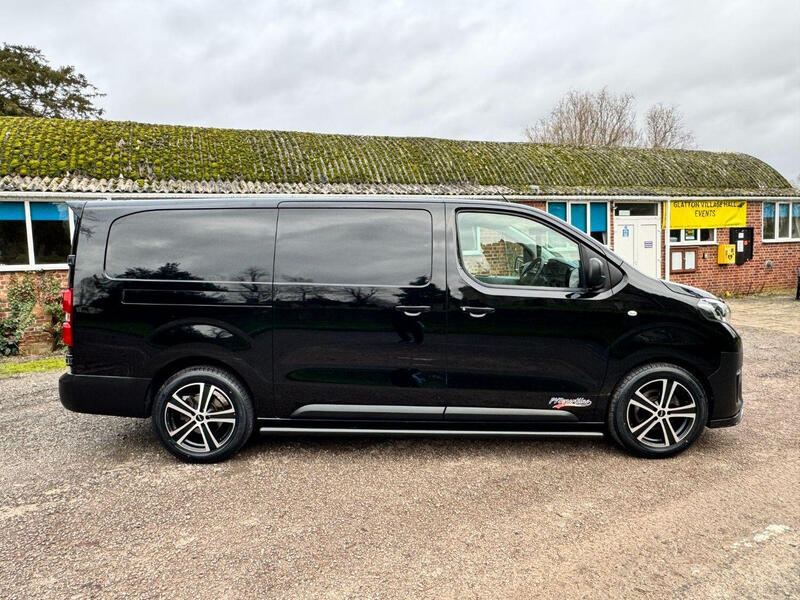 View TOYOTA PROACE 2.0 D Icon PVSsportline Edition