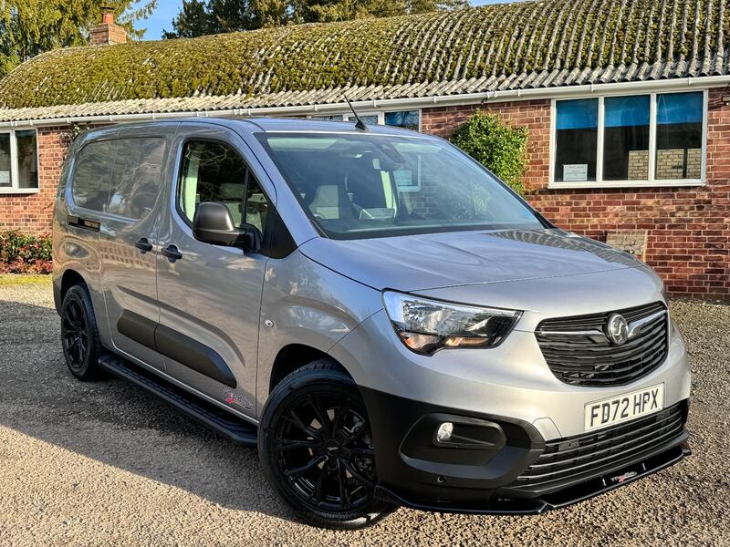 View VAUXHALL COMBO 1.5 Turbo D 2300 Prime 