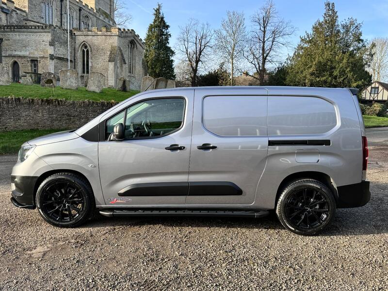 VAUXHALL COMBO