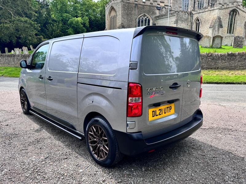 VAUXHALL VIVARO