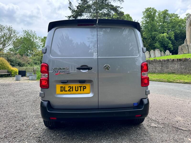 VAUXHALL VIVARO