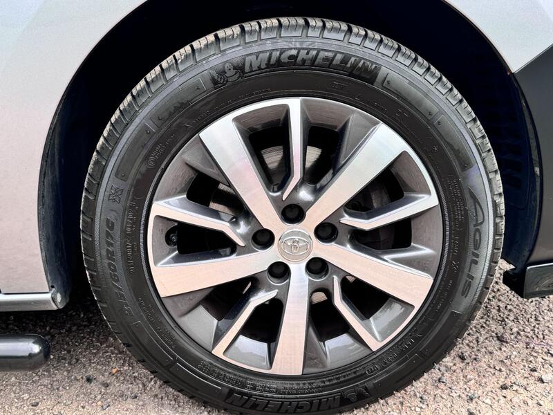 TOYOTA PROACE