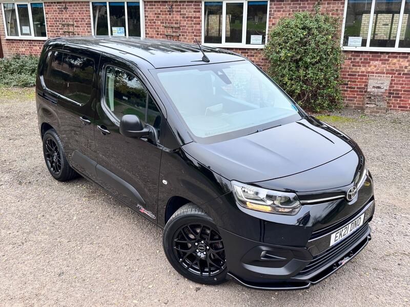 TOYOTA PROACE CITY