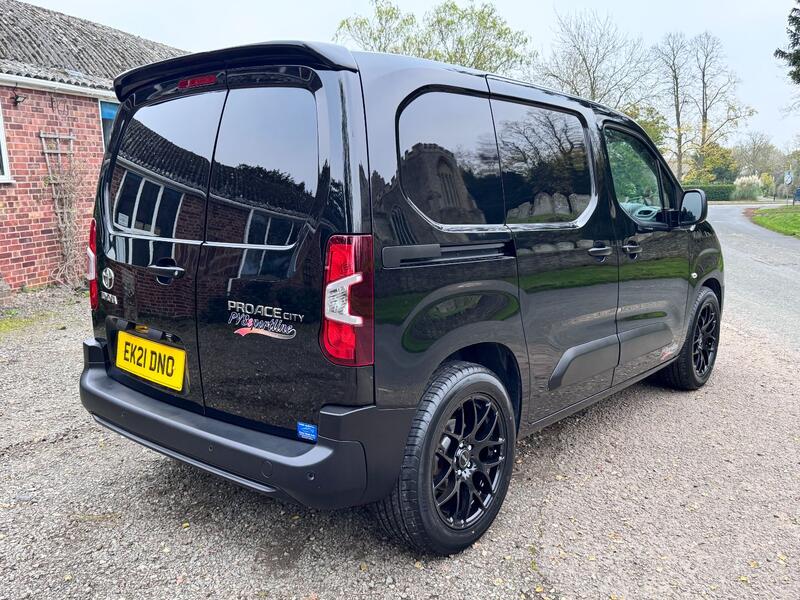 TOYOTA PROACE CITY