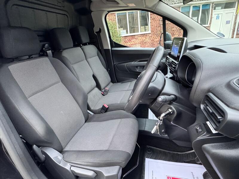 TOYOTA PROACE CITY
