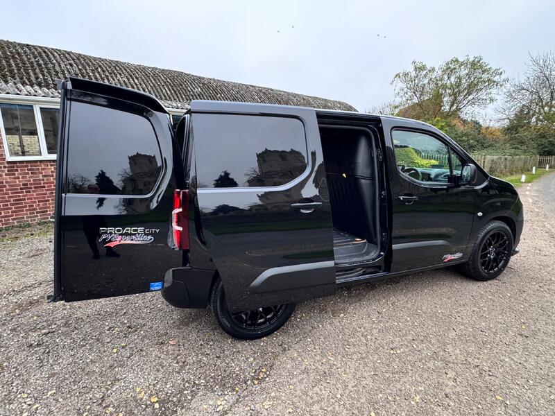 TOYOTA PROACE CITY