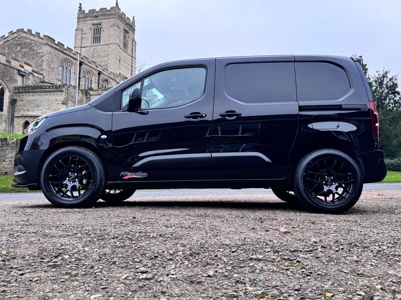 TOYOTA PROACE CITY