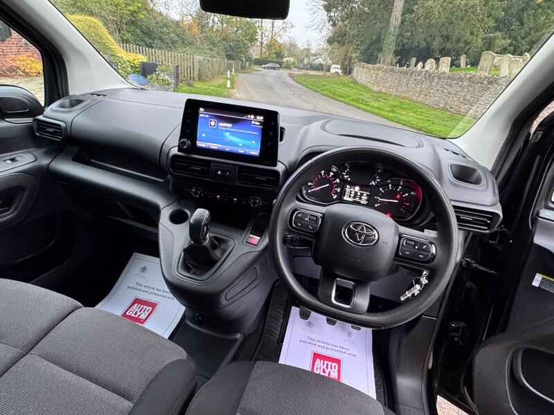TOYOTA PROACE CITY