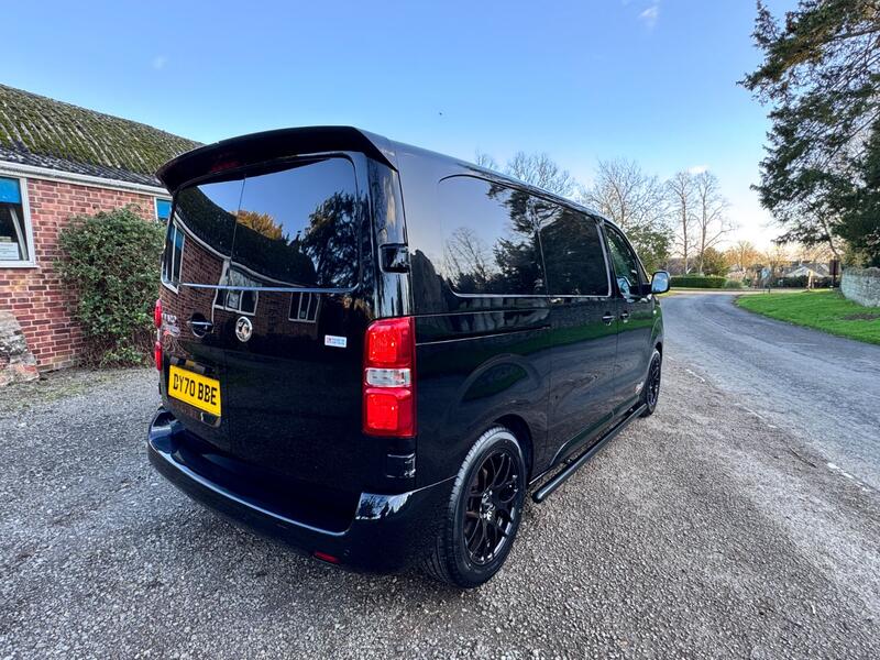 VAUXHALL VIVARO
