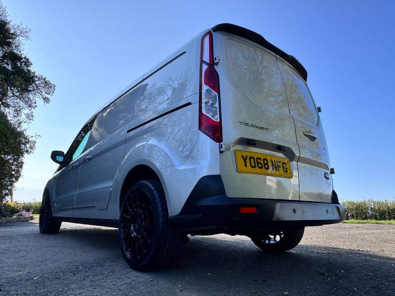 FORD TRANSIT CONNECT