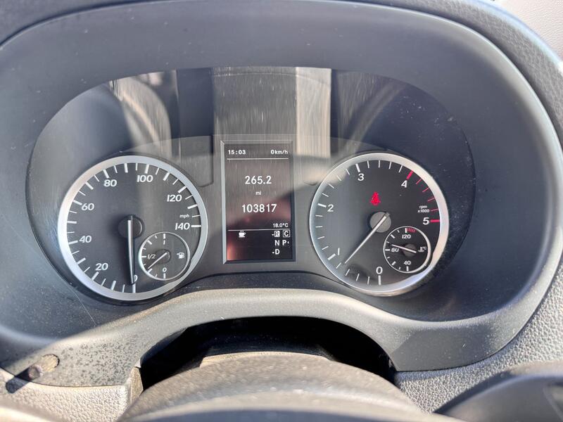 MERCEDES-BENZ VITO
