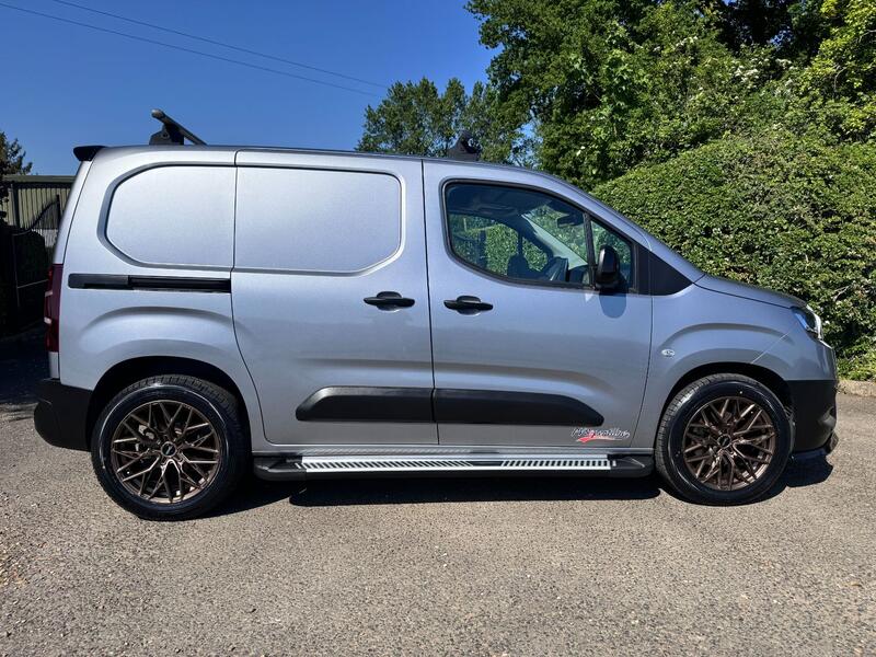 View TOYOTA PROACE CITY 1.5 BlueHDi Icon