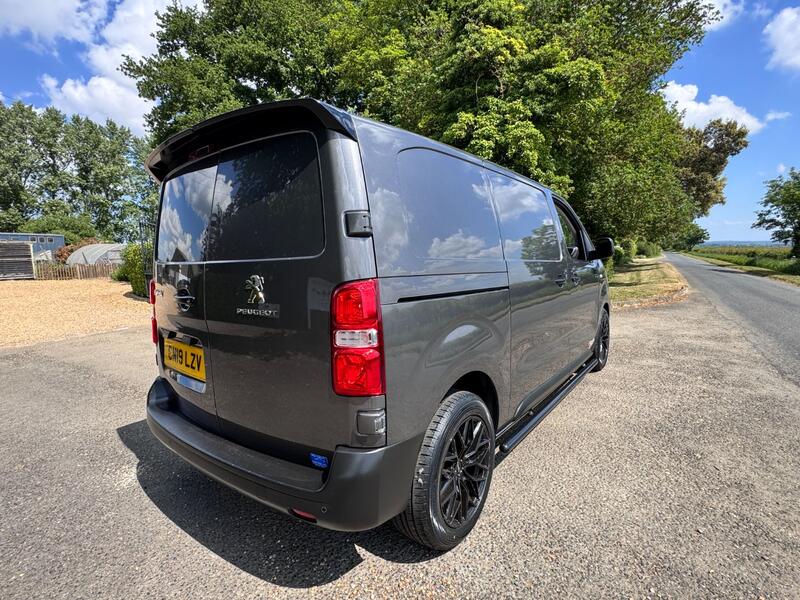 View PEUGEOT EXPERT 2.0 BlueHDi 1400 Professional