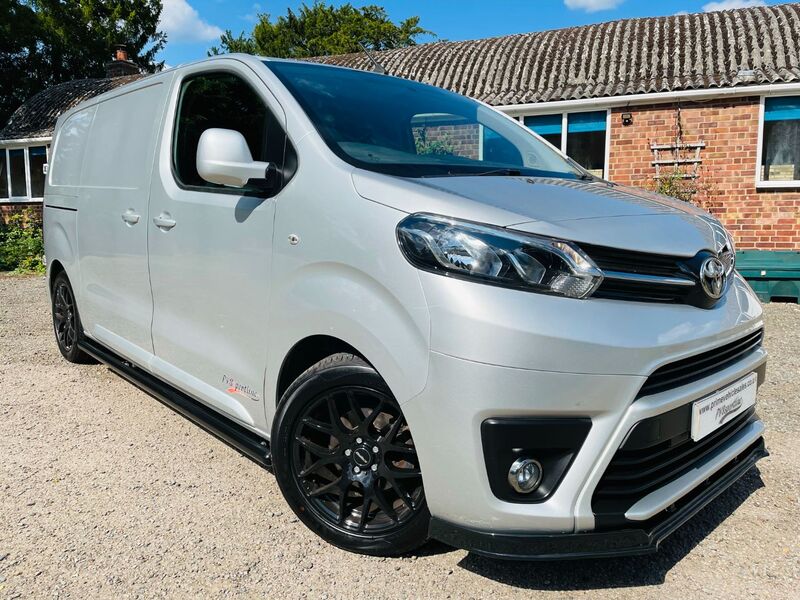 View TOYOTA PROACE 1.6 L1 COMFORT PVSSPORTLINE EDITION