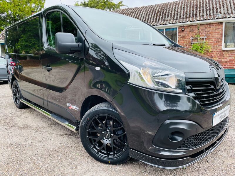 View RENAULT TRAFIC SL27 BUSINESS PLUS DCI PVSSPORTLINE EDITION