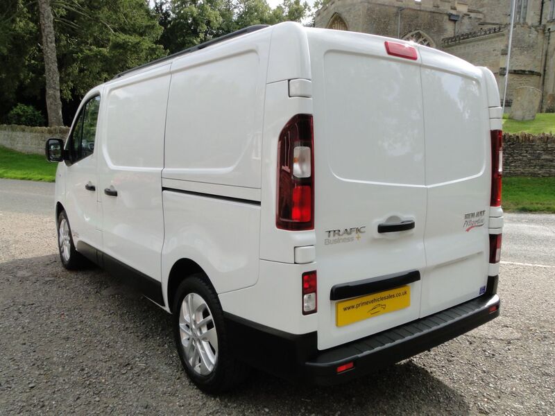 RENAULT TRAFIC