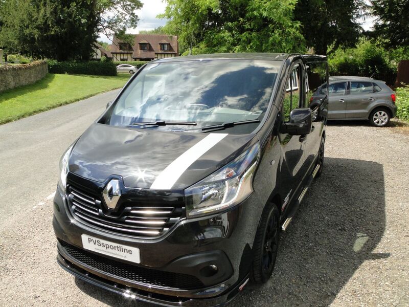 RENAULT TRAFIC