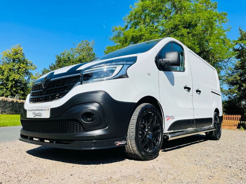 RENAULT TRAFIC