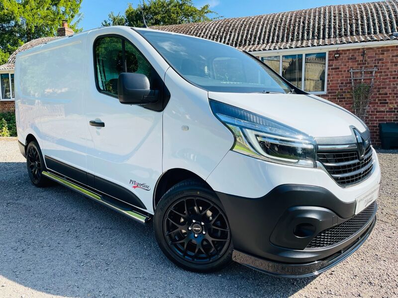 RENAULT TRAFIC