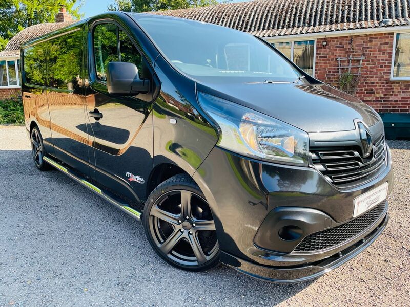 RENAULT TRAFIC