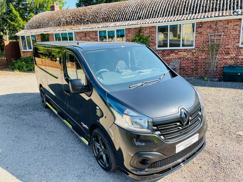 RENAULT TRAFIC