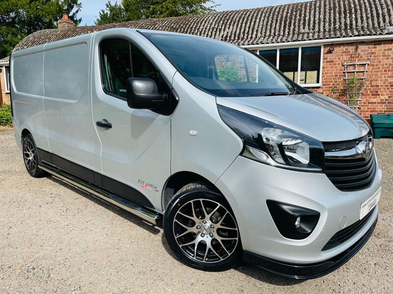 View VAUXHALL VIVARO 1.6 DCI 120L2H1 2900 SPORTIVE PVSsportline Edition