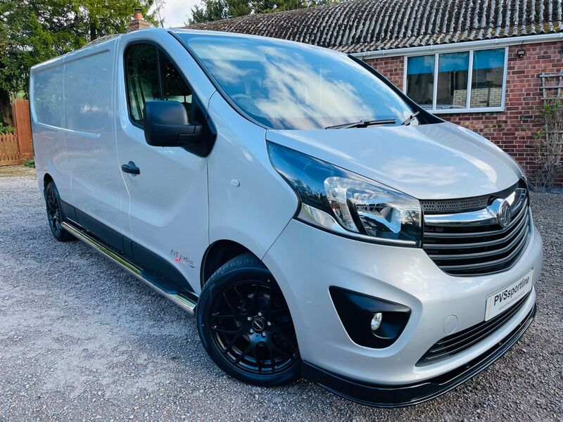 View VAUXHALL VIVARO L2H1 2900 SPORTIVE CDTI PVSSPORTLINE EDITION