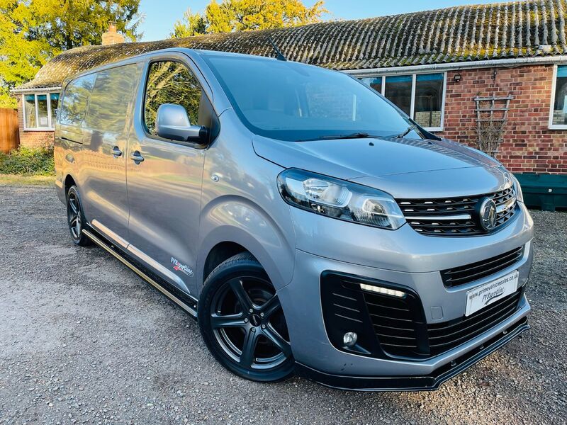 View VAUXHALL VIVARO L2H1 3100 SPORTIVE SS PVSSPORTLINE EDITION