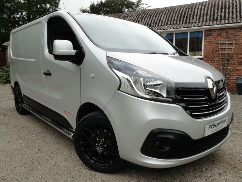 RENAULT TRAFIC