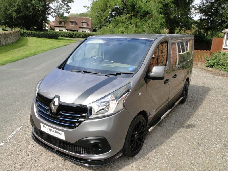 RENAULT TRAFIC