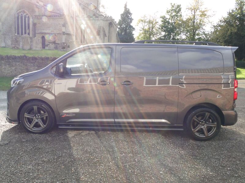 TOYOTA PROACE