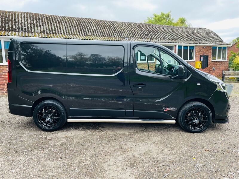 View RENAULT TRAFIC SL28 SPORT ENERGY DCI PVSsportline Edition