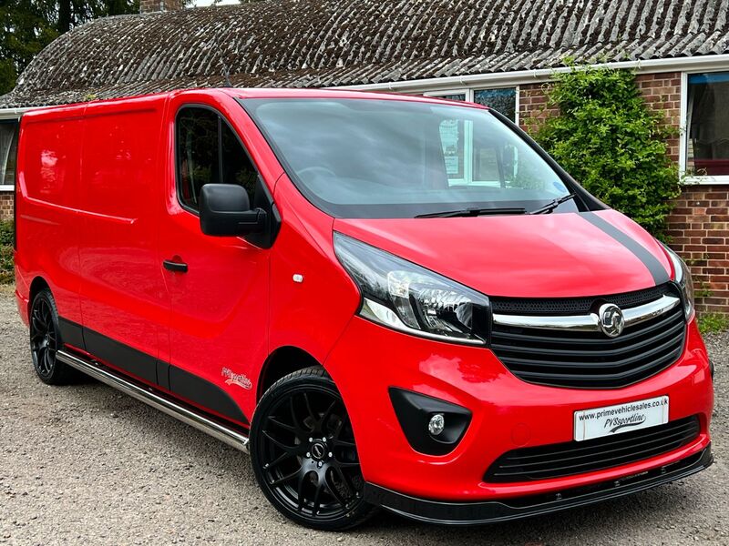 VAUXHALL VIVARO