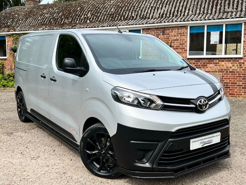 View TOYOTA PROACE L1 ICON PVSsportline Edition