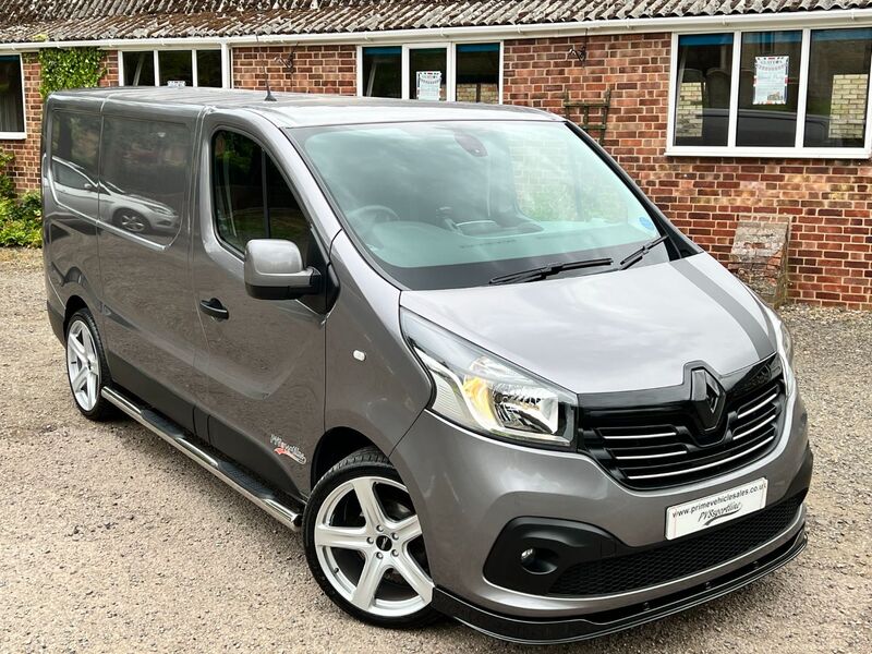 RENAULT TRAFIC