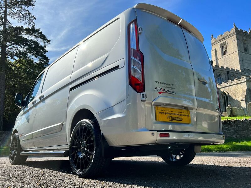 View FORD TRANSIT CUSTOM 300 LIMITED PV L1 H1 PVSsportline Edition