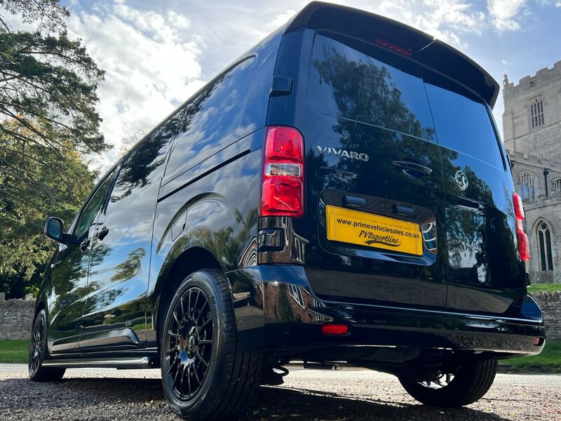 View VAUXHALL VIVARO L1H1 2700 SPORTIVE SS PVSsportline Edition