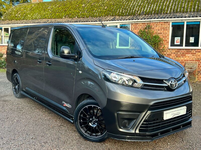 View TOYOTA PROACE L2 ICON PVSSPORTLINE EDITION