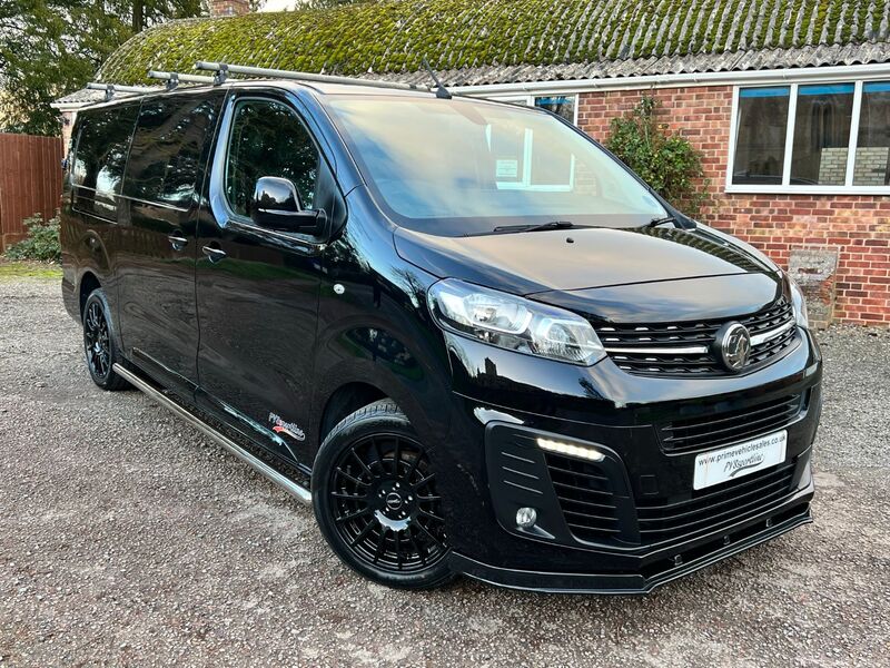 VAUXHALL VIVARO