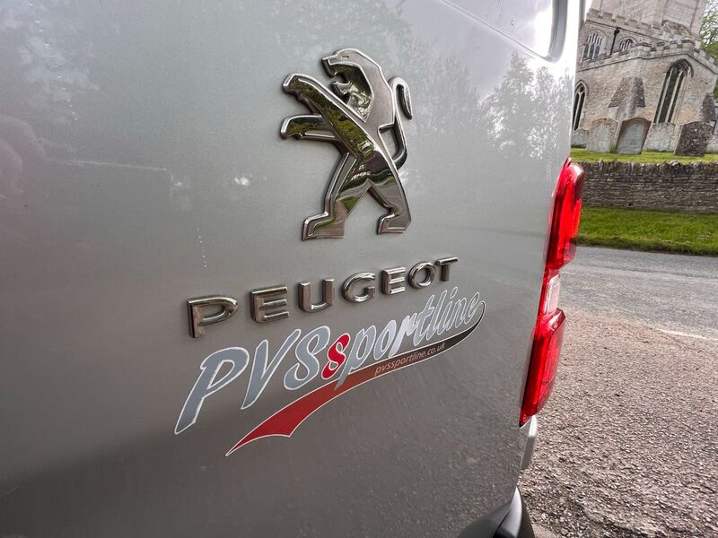 PEUGEOT EXPERT